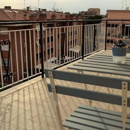 Green And Blue Apartment - Metro C, Free Parking And Wifi-2
